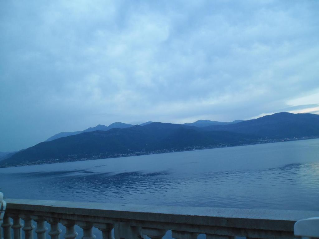 Apartments Petrovic Tivat Dış mekan fotoğraf