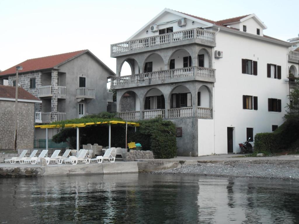 Apartments Petrovic Tivat Dış mekan fotoğraf